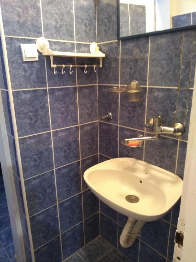 Apartman Dunja I Milos Mokra Gora Exteriör bild